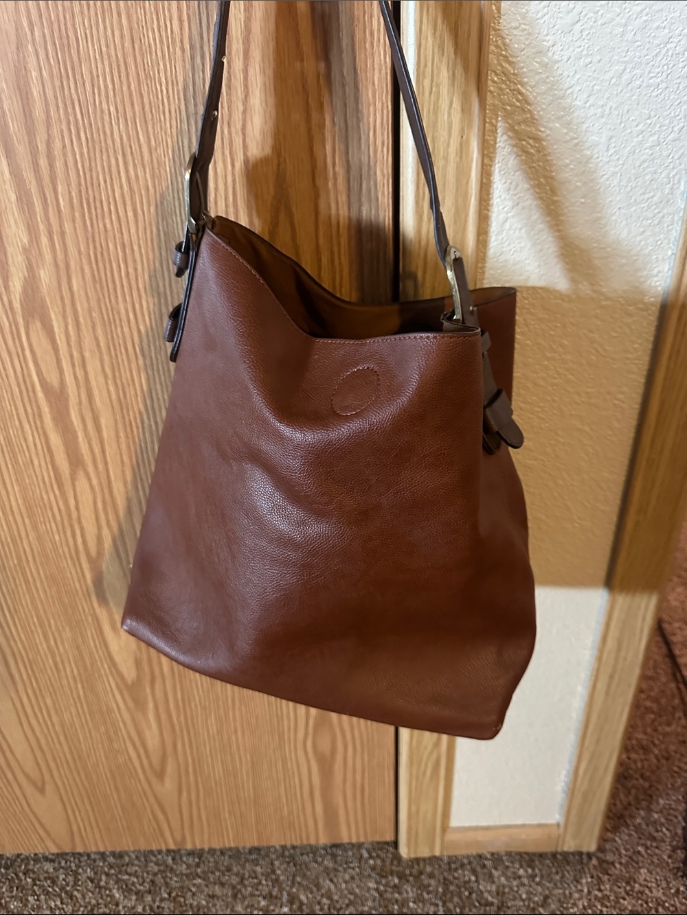 Women's Brown Leather Shoulder Bag